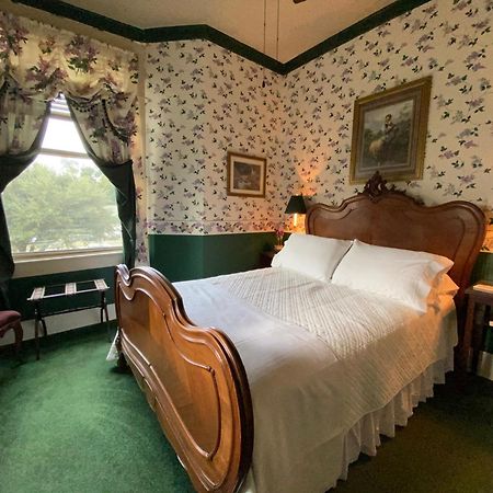 Four Winds Victorian Venue & Suites Bonham ภายนอก รูปภาพ