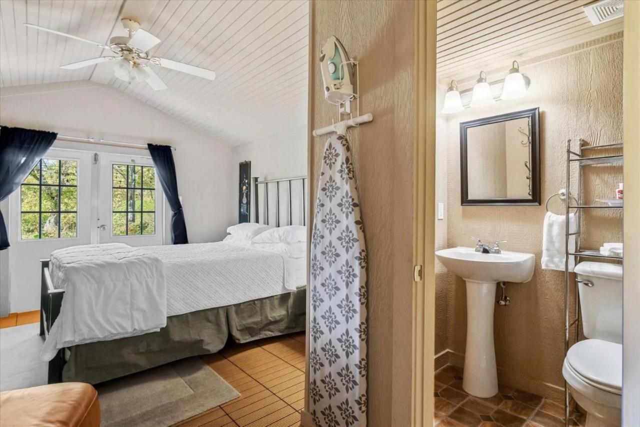 Four Winds Victorian Venue & Suites Bonham ภายนอก รูปภาพ