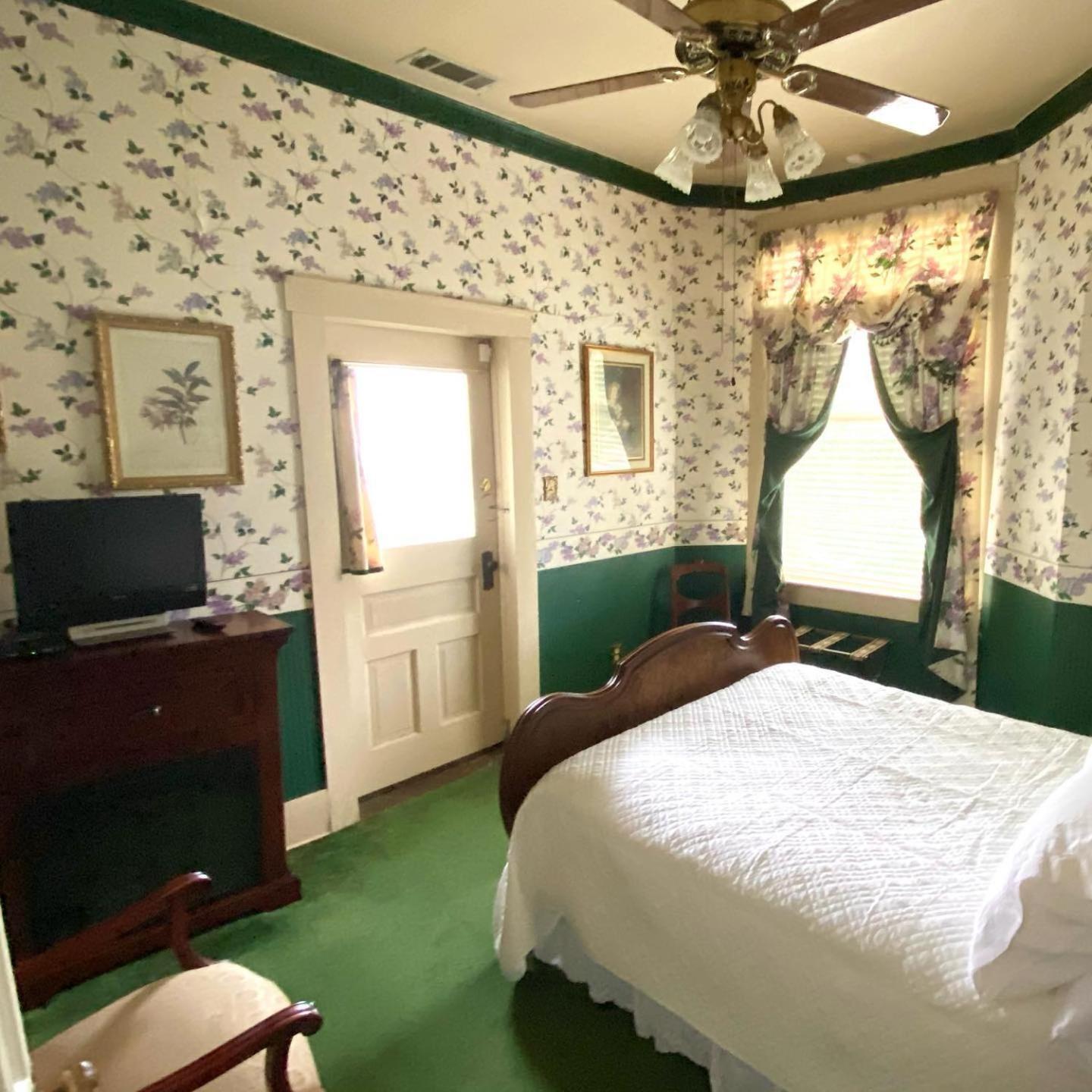Four Winds Victorian Venue & Suites Bonham ภายนอก รูปภาพ